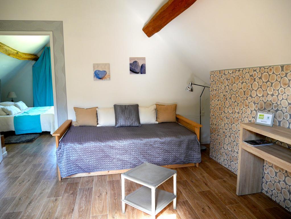 Chambre D'Hotes Domaine De La Pepiniere Bed and Breakfast Chouzy-sur-Cisse Rum bild